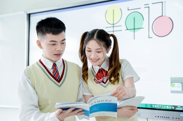 女孩子學什么<a href=http://njxh.cn target=_blank class=infotextkey>專業(yè)</a>好？值得推薦的幾大<a href=http://njxh.cn target=_blank class=infotextkey>專業(yè)</a>