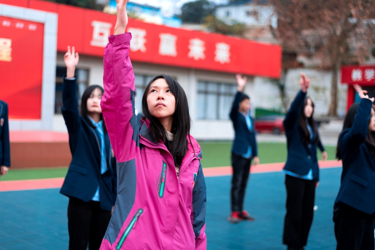 肩負(fù)職教強(qiáng)國重任，新華電腦學(xué)校升級“五項能力”培養(yǎng)互聯(lián)網(wǎng)高技能人才！